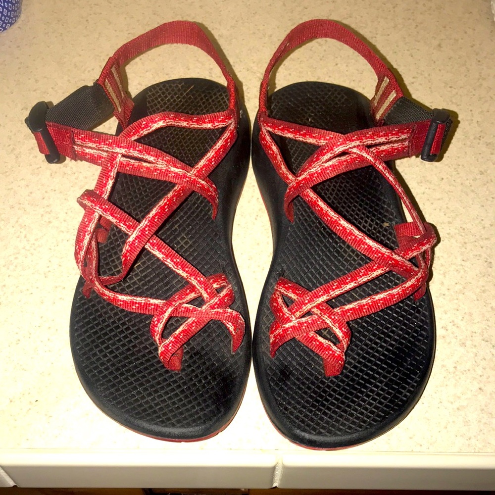 Chacos Size 9